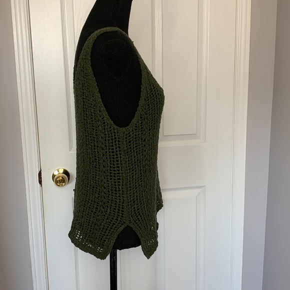 Hollister Green Knitted Stitch Sleeveless Top - Picture 3 of 5